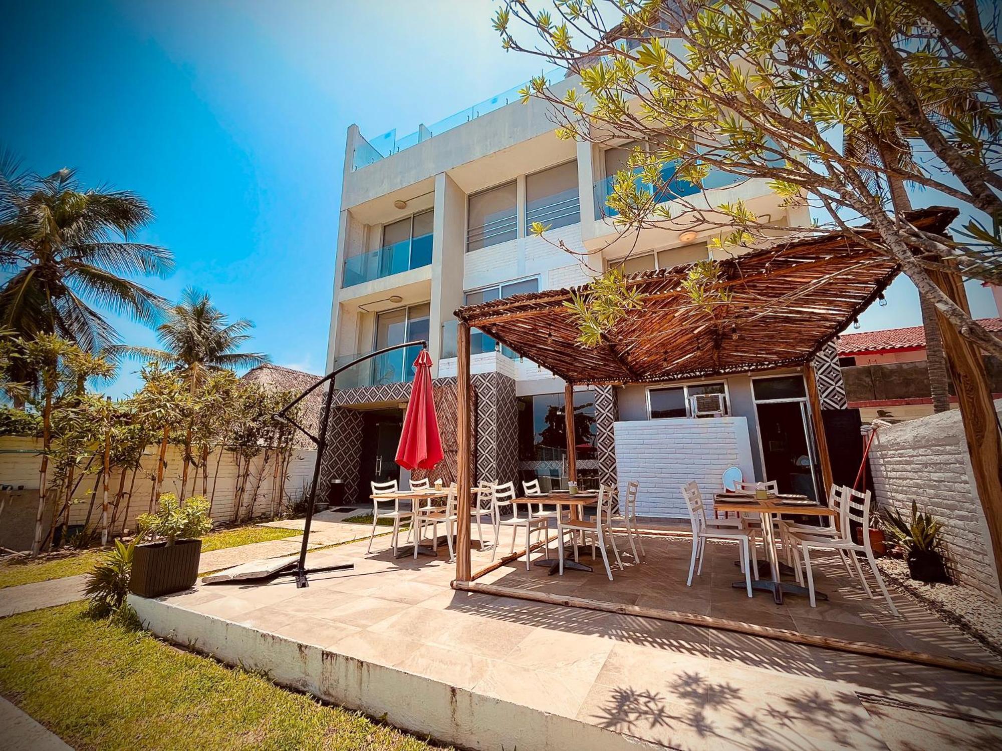Hotel "Casa Mangata" Пуэрто-Ариста Экстерьер фото